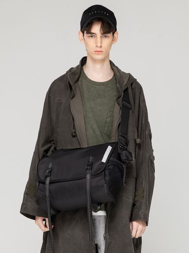 Tidy Messenger Bag Black - PLAYIAN - Modalova