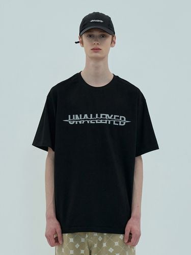 Scratch Logo T-Shirt Black - UNALLOYED - Modalova