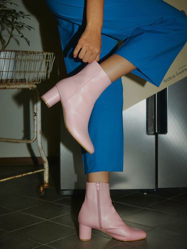 Pink Ankle Boots - treten - Modalova