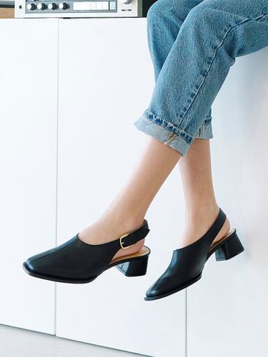 Strap Slingback_Black - NONETHELESS - Modalova