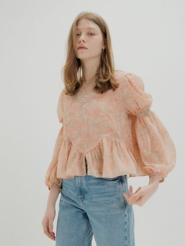 LACE SMOCKED SHIRRING BLOUSE_PINK - ouel - Modalova