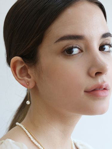 Pearl drop earring E025 - LAZYDAWN - Modalova