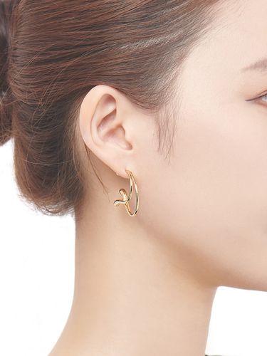 Wave 001E Earring - heradi - Modalova