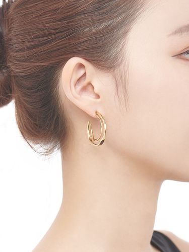 Wave 006E Earring - heradi - Modalova