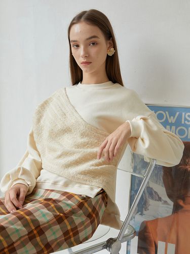 Knit Wrap Fleece Lined Sweatshirt_Cream - molto - Modalova