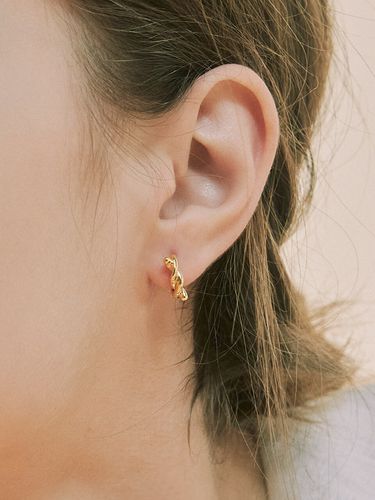 Mini Knot Earring - Hei - Modalova