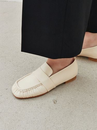 Mm Gustavo Shirring Loafer - Neute - Modalova