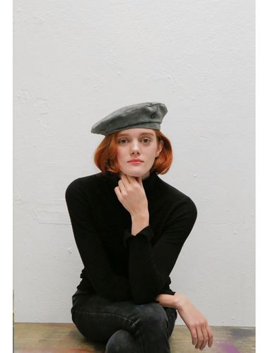 Suede Beret_Warm Gray - poesiedame - Modalova