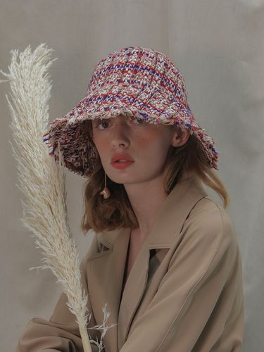 Tweed Bucket Hat_Red - poesiedame - Modalova