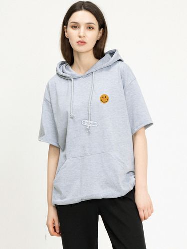 Dot Smile Embroidered Hooded T-Shirt - GRAVER - Modalova