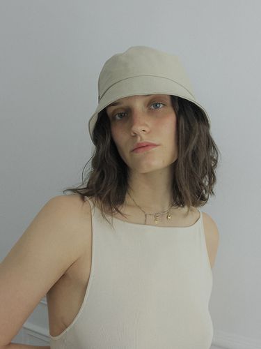 Cotton Bucket Hat_Beige - poesiedame - Modalova