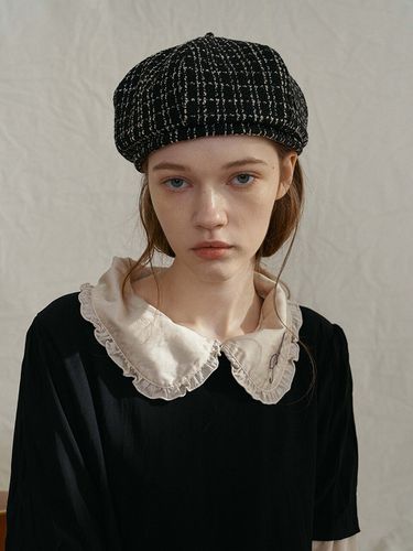 Dome Tweed Beret (Lumiere) - Black - poesiedame - Modalova