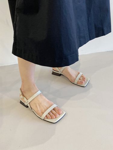 Strap Flat Sandal - IN THE STAR - Modalova