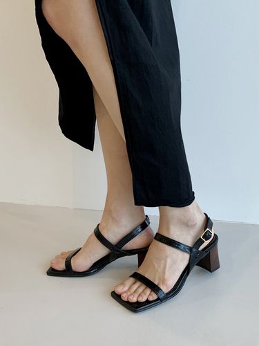 Strap Heel Sandal_Black - IN THE STAR - Modalova