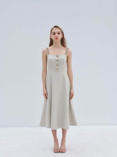 Golden Flare Long Dress - GUKA - Modalova