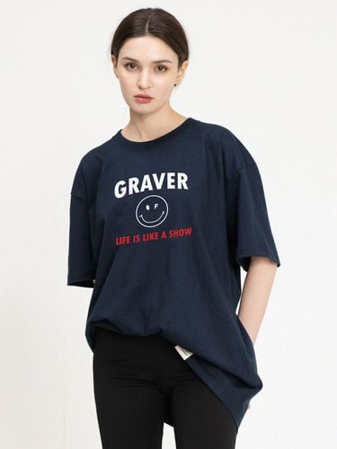 Arch Logo Dote Line Smile T-Shirt _Navy - GRAVER - Modalova