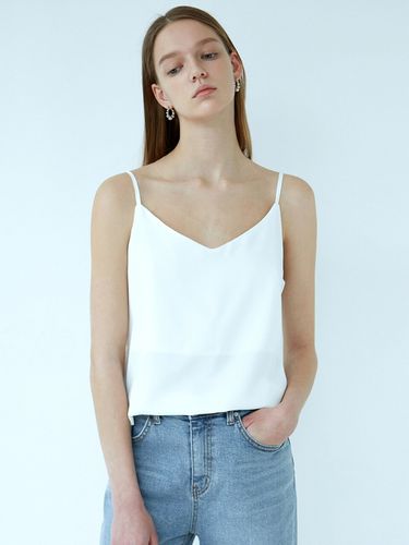 Matte Satin Sleeveless - NICK&NICOLE - Modalova