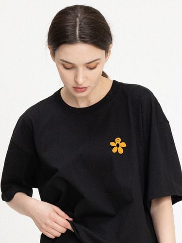 Small Drawing Flower Smile T-Shirt 5Colors - GRAVER - Modalova