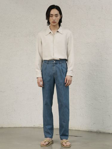 One Pleat Denim Pants _Light Blue - FILLCHIC - Modalova