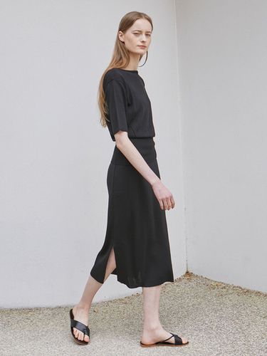 Linen Knit Slit Skirts (4 Colors) - NONLOCAL - Modalova