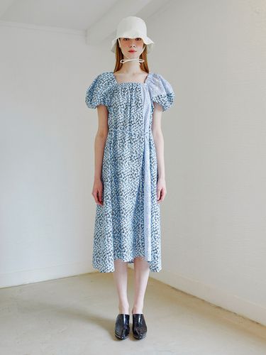 Line Detail Puff Dress_Blue - ETMON - Modalova