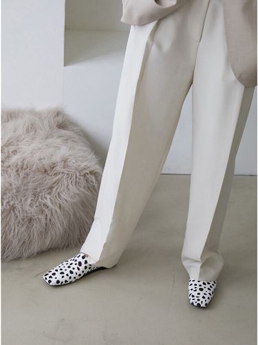 Ciel Mules Calf Hair Dalmatian - blanc sur blanc - Modalova