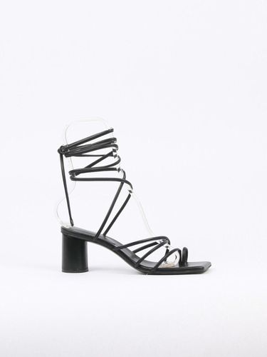 Celina Sandals Leather Black - blanc sur blanc - Modalova