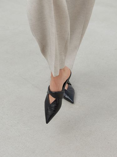 Anna Mules Crush Nappa Black - blanc sur blanc - Modalova