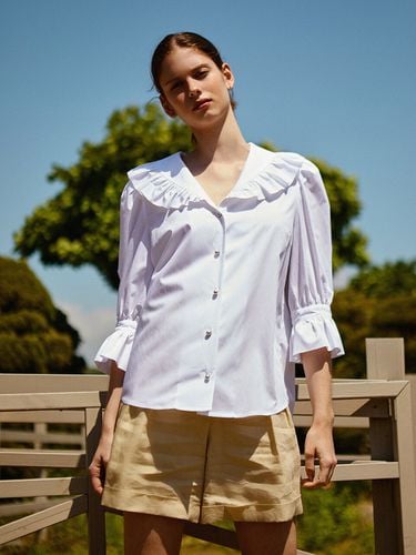 Pearl Ruffled Blouse_White - LETQSTUDIO - Modalova