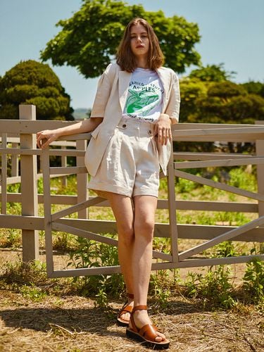 Midday Linen Shorts_Ecrubeige - LETQSTUDIO - Modalova