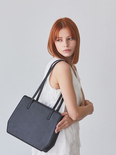 Abba Shoulder Bag_Black - MAISON246 - Modalova