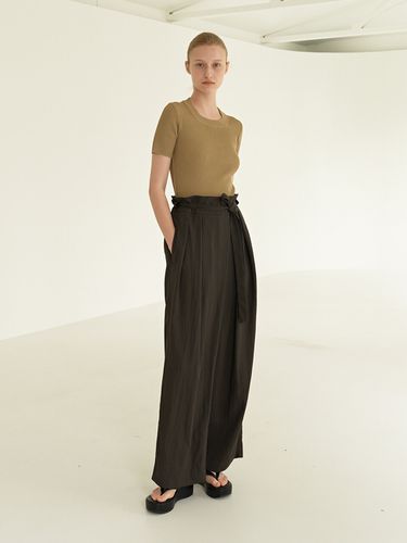 Tor Tuck Wrap Trousers_2 Colors - MOHAN - Modalova