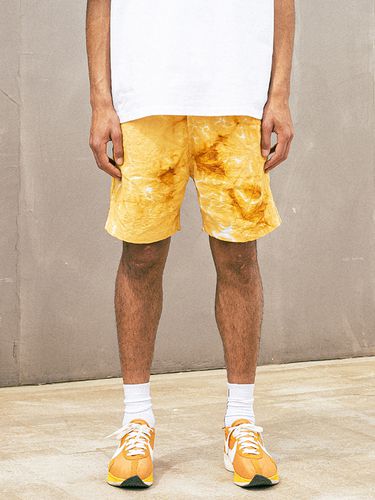 Tie-dyed Short Pants _Yellow - MASSNOUN - Modalova