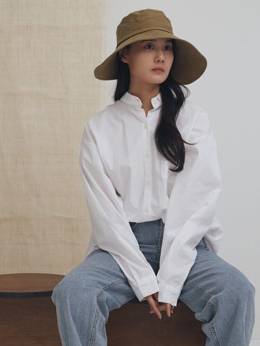 Asymmetric Brim Bucket Hat - Marchen - Modalova