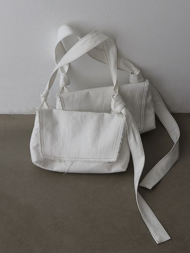 Knot Bag (Wide)_Off white - Brookly - Modalova