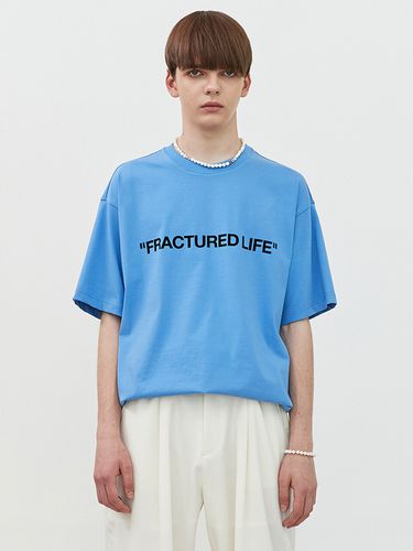 Fractured Life String Tee _Powder Blue - add - Modalova