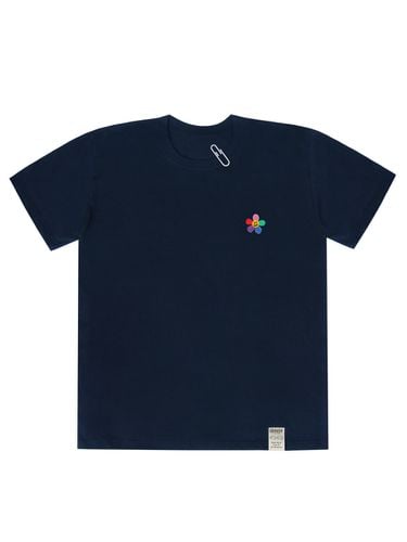 Rainbow Flower Embroidery T-shirt_Navy - GRAVER - Modalova