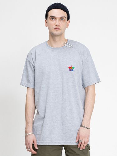 Rainbow Flower Embroidery T-shirt_Gray - GRAVER - Modalova