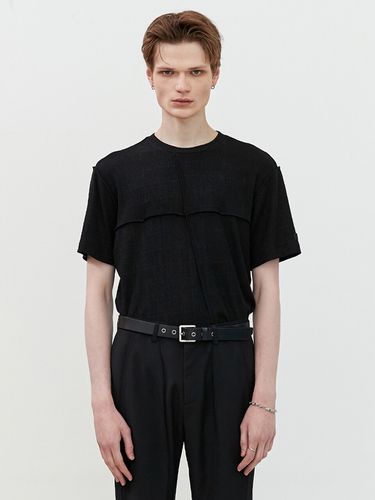 Cut-out Overlock Tee _Black - add - Modalova