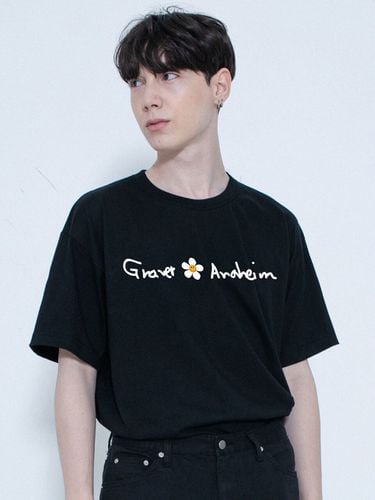 Flower Smile Logo T-shirt_5 Colors - GRAVER - Modalova