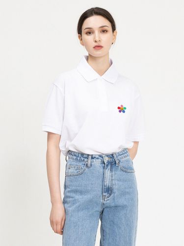 UNISEX] Rainbow Embroidery Polo Shirt _White - GRAVER - Modalova