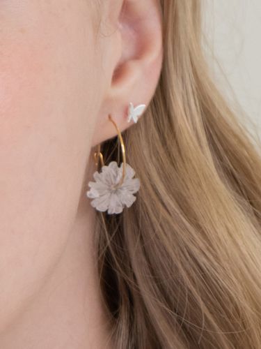 Chrysanthemum Ring Earrings - FANTASTIC PLANET - Modalova