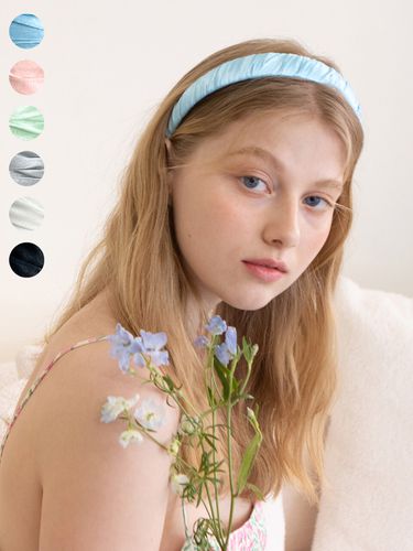 Shirring Satin Hairband_6colors - FANTASTIC PLANET - Modalova