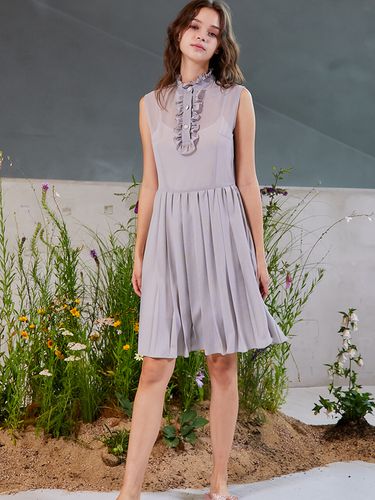 Harper Pleats Dress_Grey - SORRY TOO MUCH LOVE - Modalova