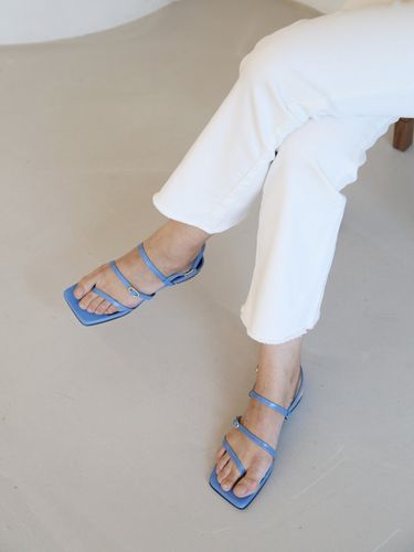 Skinny Strap City Sandal Blue - jeu d`art - Modalova