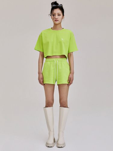 Cut Off Sweat Shorts - Lime - ONNE - Modalova