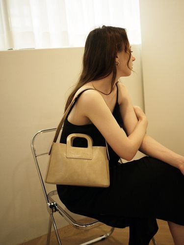 Depart Shoulder Bag - Sand - love slow stay - Modalova