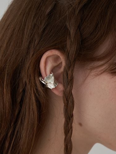 Flower Dance - Ear Cuff 01 - STILL INSTANT - Modalova