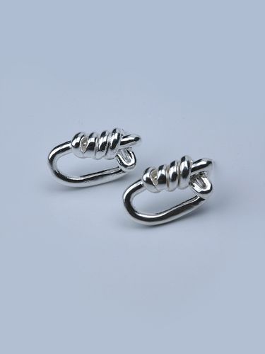 Oval Knot Earrings - REINDEER - Modalova