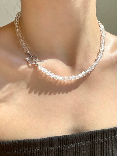 White Bubble Toggle Necklace - 2 Colors - leeENoir - Modalova